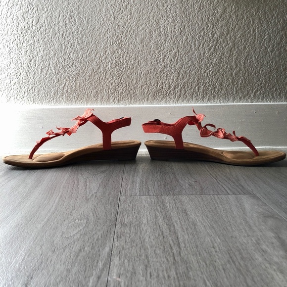 Koolaburra by UGG Women's Arely Heeled Sandal (Worn ONCE!) - Picture 3 of 6